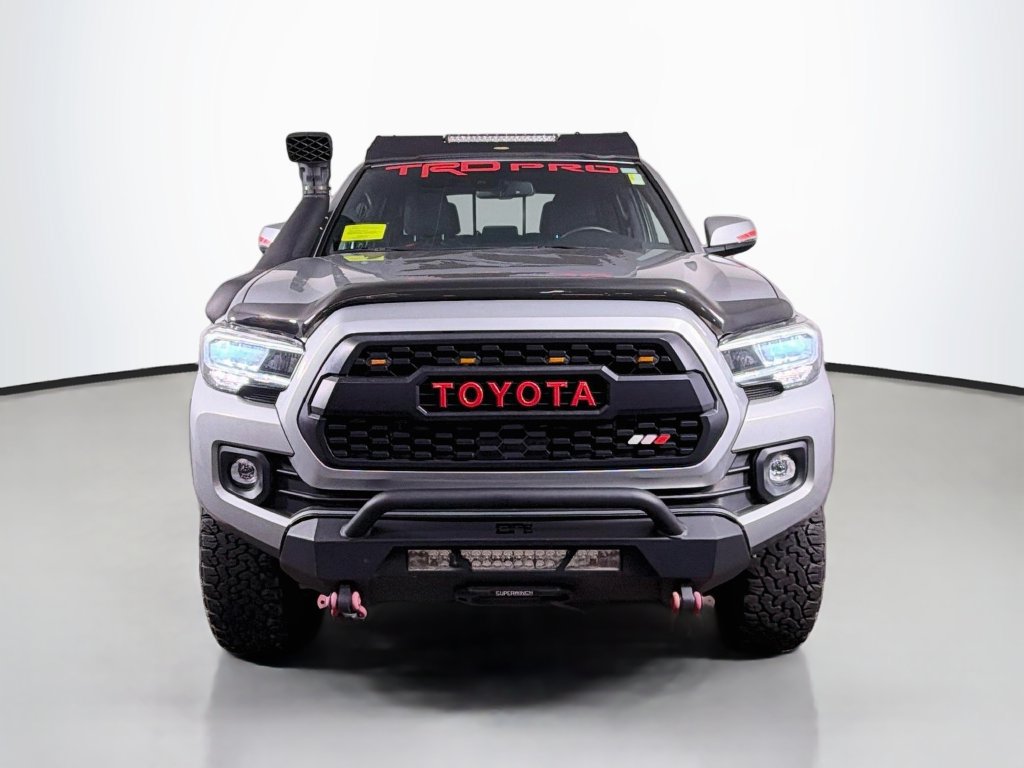 Used 2023 Toyota Tacoma TRD Off-Road AWD/4WD image 9