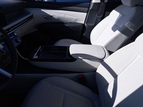 Certified 2025 Hyundai Tucson SEL image 7