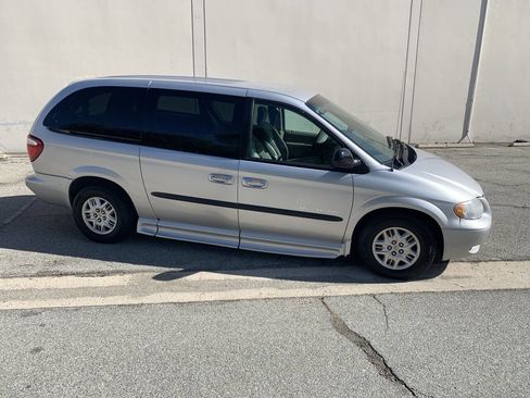 Used 2003 Dodge Grand Caravan Sport image 7