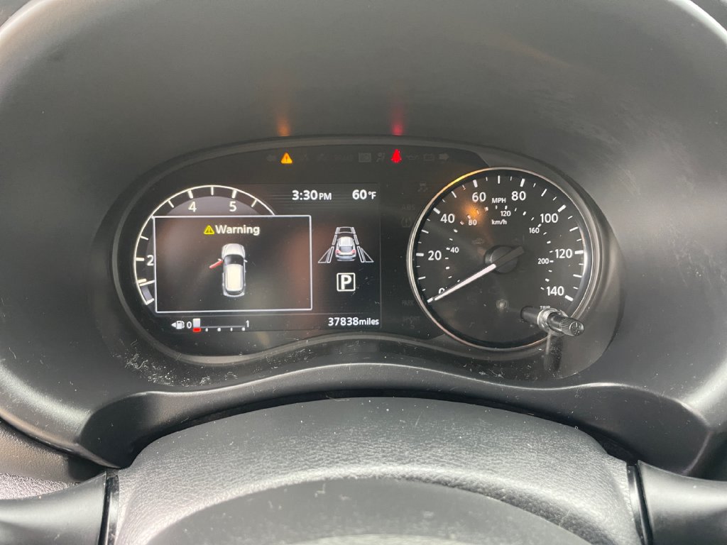 Used 2023 Nissan Kicks SR FWD image 29