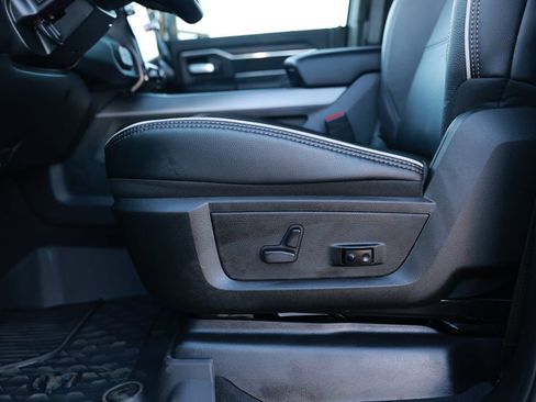 New 2026 RAM 3500 Laramie AWD/4WD image 17