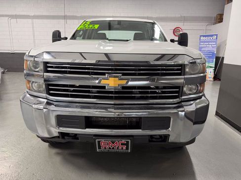 Used 2015 Chevrolet Silverado 2500 W/T AWD/4WD image 10