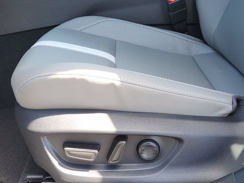 New 2026 Toyota Camry SE FWD image 21