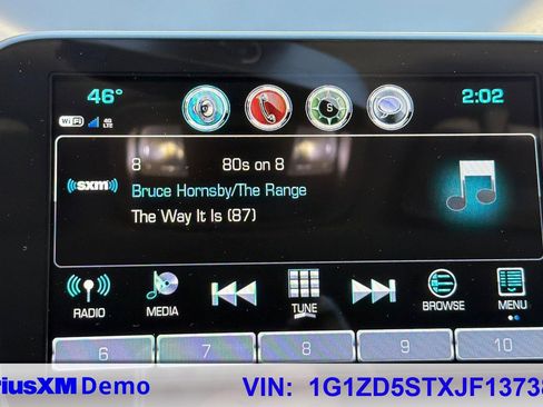 Used 2018 Chevrolet Malibu LT w/ Leather Package image 39