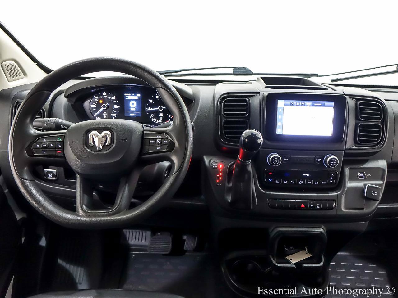 Used 2023 RAM ProMaster 2500 FWD image 9