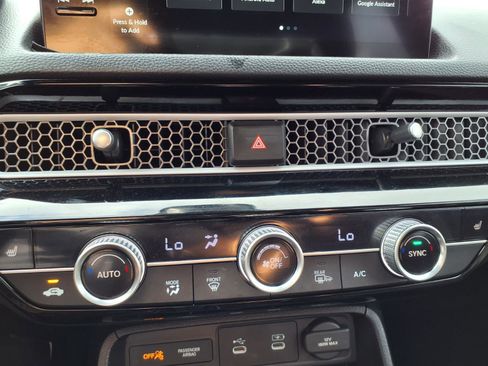 Used 2025 Honda Civic Sport Touring image 8