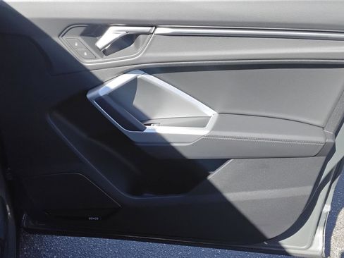 New 2025 Audi Q3 2.0T Premium image 26