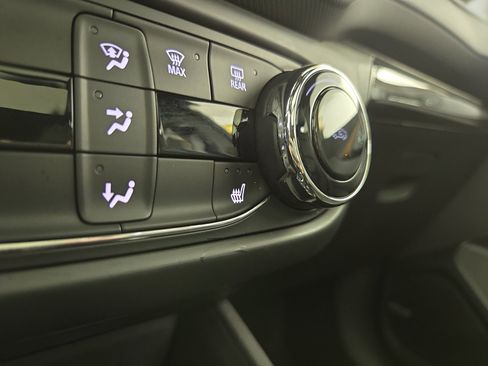 Certified 2023 Chevrolet TrailBlazer ACTIV w/ Sun and Liftgate Package image 27