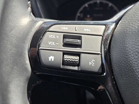 Used 2025 Honda CR-V EX-L image 27
