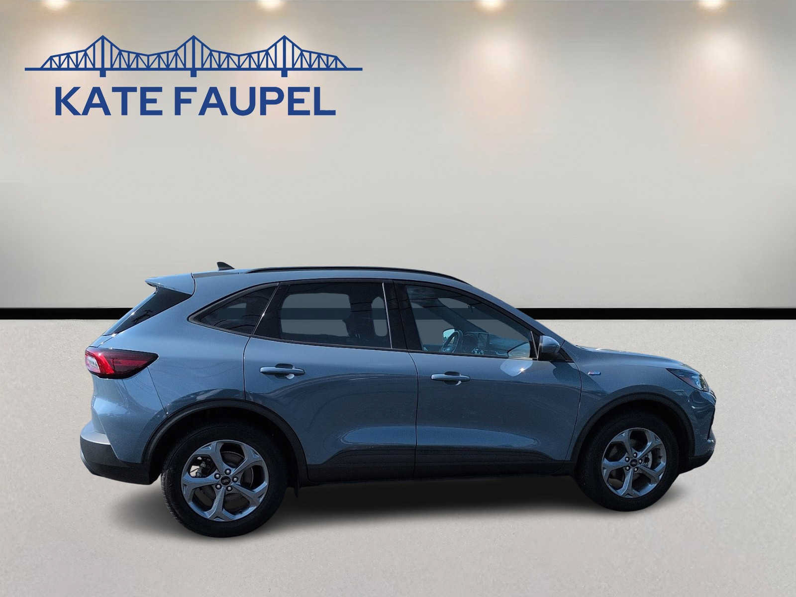 Used 2025 Ford Escape ST-Line Select AWD/4WD image 8