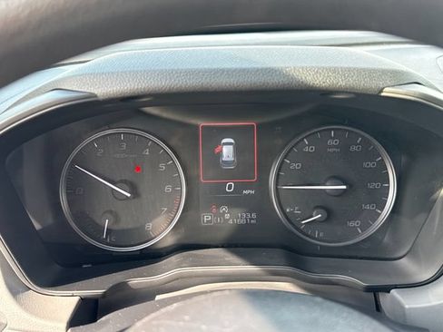 Used 2024 Subaru Crosstrek 2.0i Premium AWD/4WD image 15