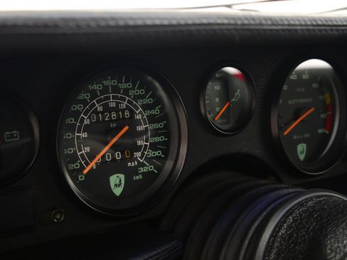 Used 1989 Lamborghini Countach Coupe RWD image 23