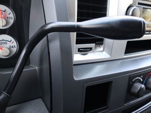 Used 2007 Dodge Ram 2500 Truck SLT w/ Quad Cab Big Horn Value Group image 33