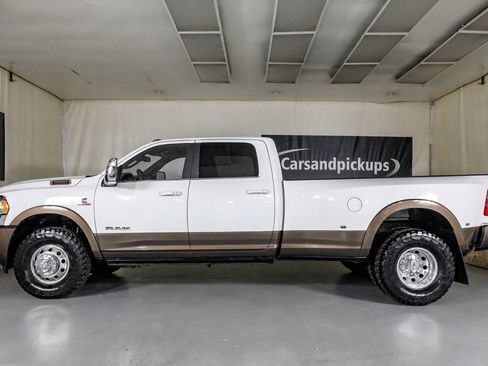 Used 2023 RAM 3500 Limited AWD/4WD image 11