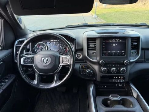 Used 2019 RAM 1500 Big Horn AWD/4WD image 16