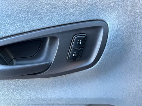 Used 2019 Ford Transit 250 130 Low Roof image 23