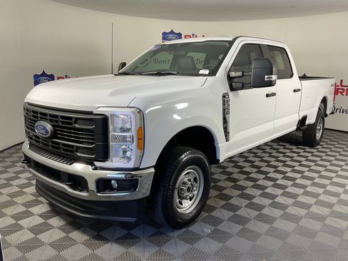 Used 2023 Ford F350 XL w/ XL Chrome Package image 7