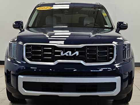 Used 2024 Kia Telluride S w/ S Sunroof Package image 6