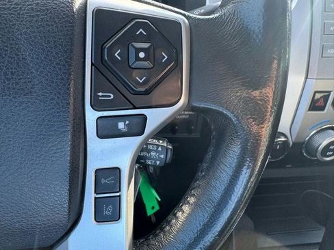 Used 2019 Toyota Tundra Limited w/ Limited Premium Package image 18
