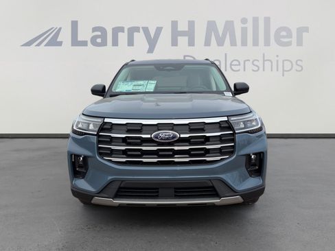 New 2026 Ford Explorer Active w/ Active Comfort Package image 8