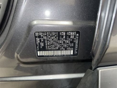 Used 2023 Nissan Rogue SV image 14