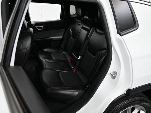 Used 2023 Jeep Compass Latitude AWD/4WD image 24