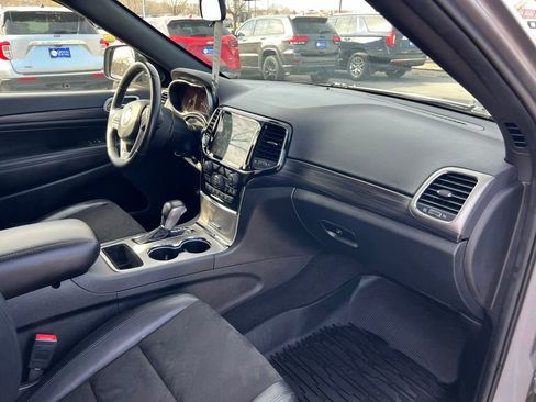 Used 2021 Jeep Grand Cherokee Laredo X image 24