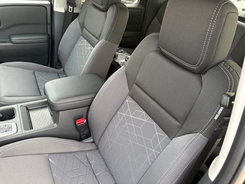 New 2026 Nissan Frontier SV w/ SV Convenience Package image 17