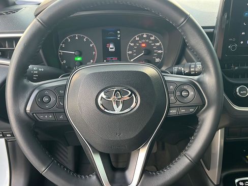 Certified 2023 Toyota Corolla Cross XSE image 20