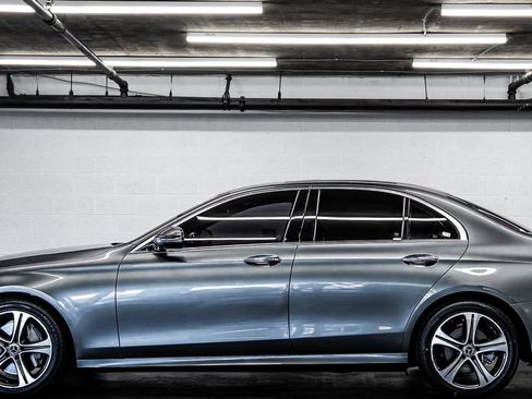 Used 2020 Mercedes-Benz E 350 Sedan image 2