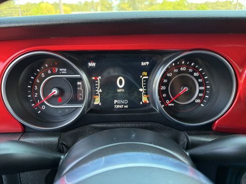 Used 2020 Jeep Gladiator Rubicon AWD/4WD image 9