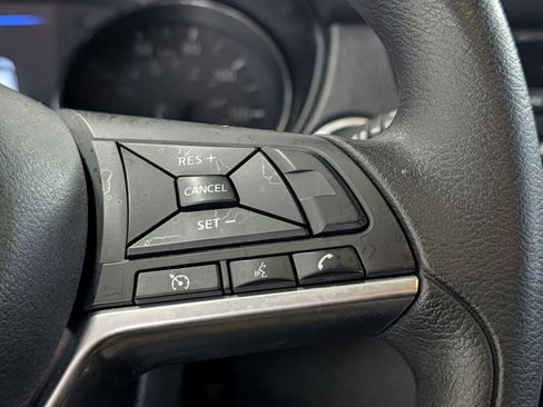 Used 2019 Nissan Rogue Sport SV image 20