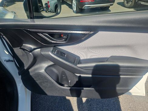 Used 2021 Subaru Crosstrek 2.0i Premium AWD/4WD image 17