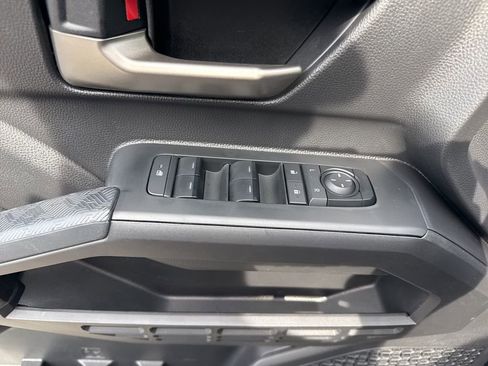 Used 2025 Toyota Tacoma TRD Sport AWD/4WD image 27
