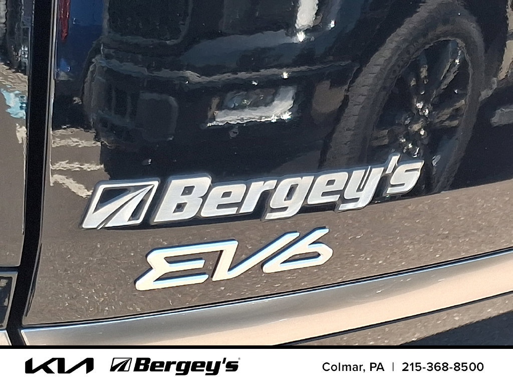 Certified 2025 Kia EV6 Wind AWD/4WD image 33