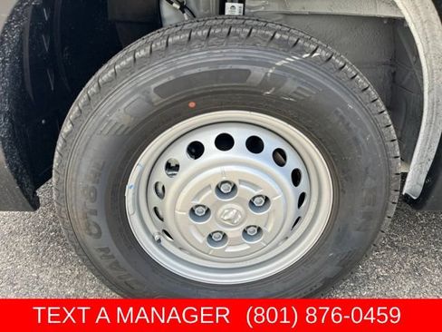 New 2026 RAM ProMaster 2500 w/ Convenience Group FWD image 8