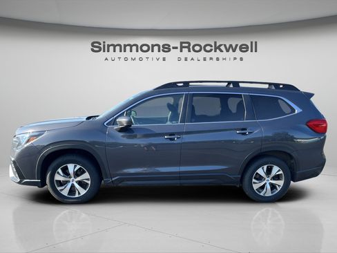 Used 2024 Subaru Ascent Premium w/ Convenience Package AWD/4WD image 2