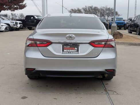 Used 2023 Toyota Camry LE image 7