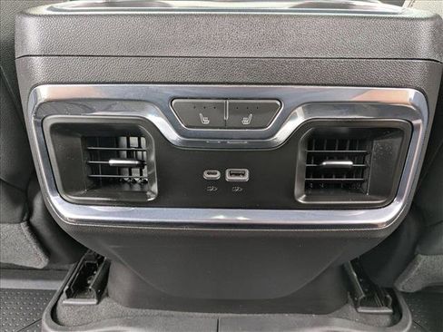 Certified 2023 Chevrolet Silverado 1500 High Country w/ Technology Package image 18