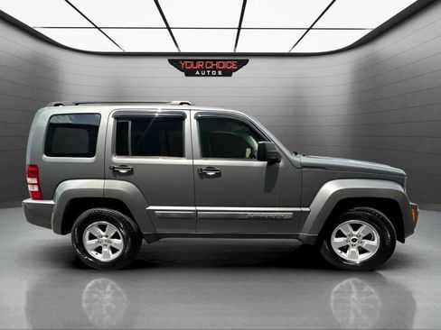 Used 2012 Jeep Liberty Sport w/ Popular Equipment Group image 4
