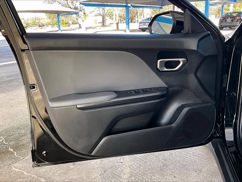 Used 2025 Kia K4 LXS image 20