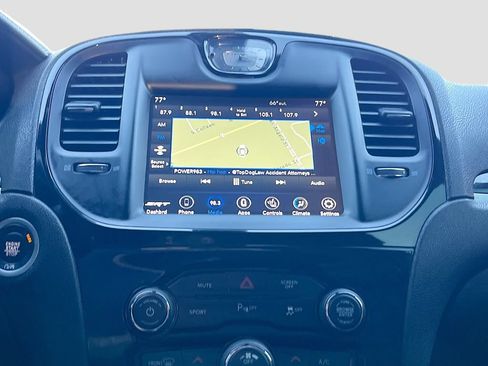Used 2020 Chrysler 300 S w/ 300S Premium Group RWD image 14