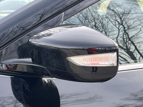 Used 2023 Nissan Maxima SV w/ Floor Mat Group image 31