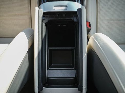 Certified 2023 Mercedes-Benz GLC 300 4MATIC image 25