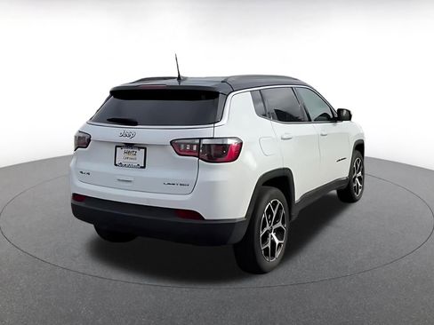 Used 2025 Jeep Compass Limited image 14