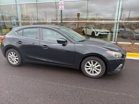 Used 2014 MAZDA MAZDA3 i Touring image 7