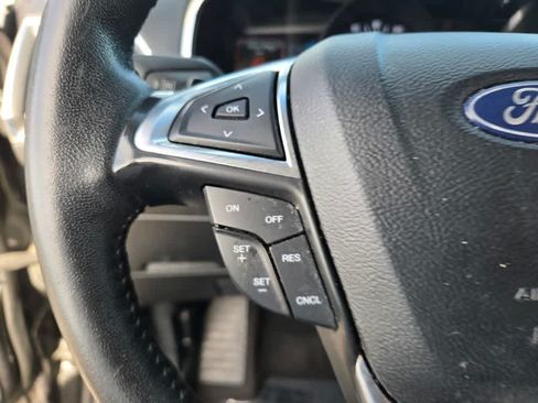 Used 2019 Ford Edge Titanium AWD/4WD image 21