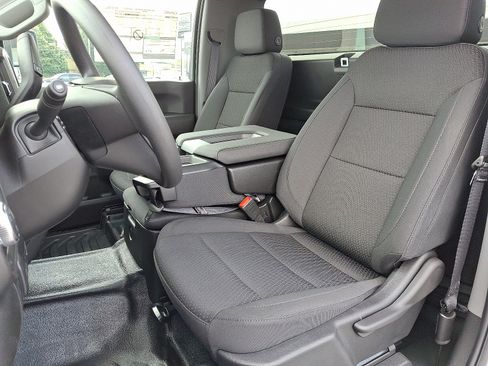 New 2025 GMC Sierra 2500 Pro w/ Convenience Package image 5