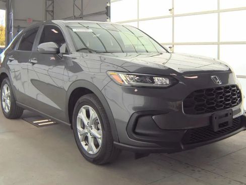 Used 2025 Honda HR-V LX image 2