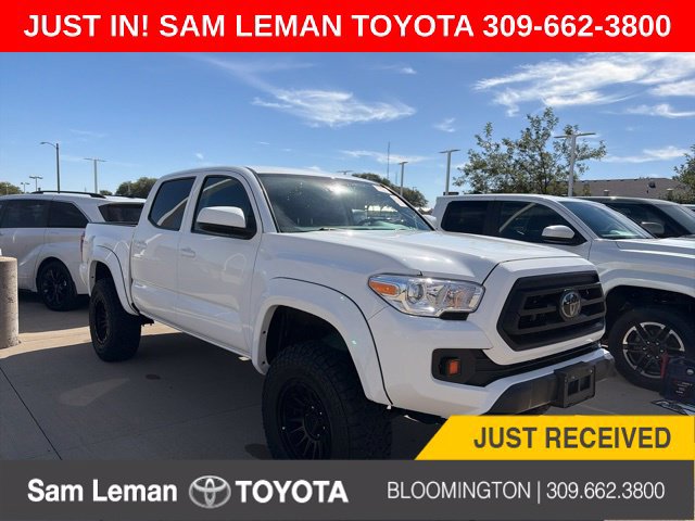 Used 2022 Toyota Tacoma SR AWD/4WD image 1